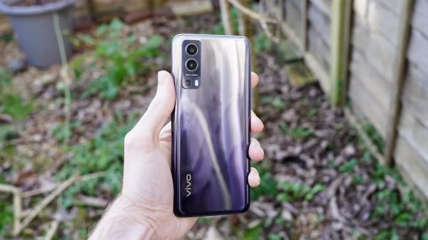 Обзор Vivo Y52 5G