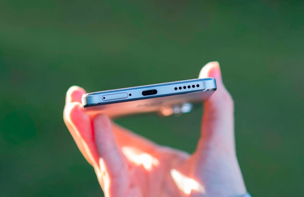 Обзор Huawei Nova 10 SE: смартфон среднего уровня с эффективными компонентами