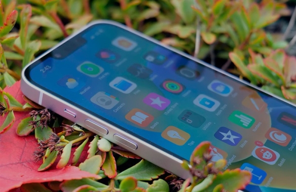 Обзор iPhone 14 Plus: большого смартфона Apple с оговорками и без переплат