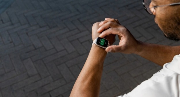 Huami представила умные часы Amazfit Cheetah Square с увеличенным экраном
