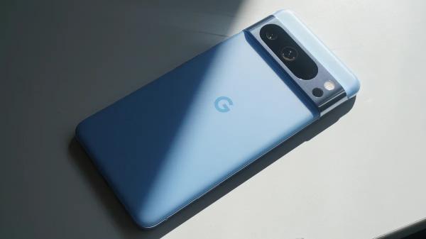 Samsung Galaxy S24 Ultra против Google Pixel 8 Pro: основные отличия