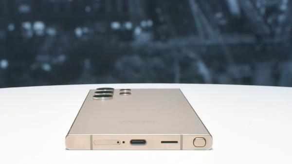 Samsung Galaxy S24 Ultra против Google Pixel 8 Pro: основные отличия