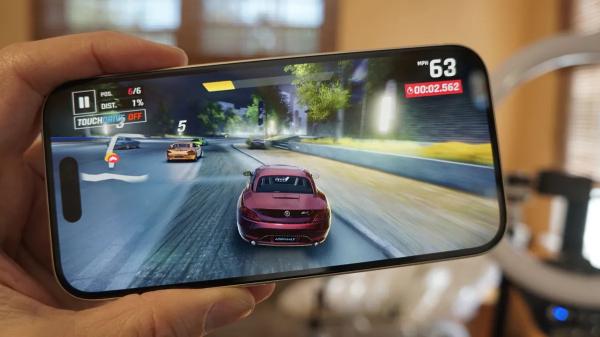 Samsung Galaxy S24 против iPhone 15: основные различия