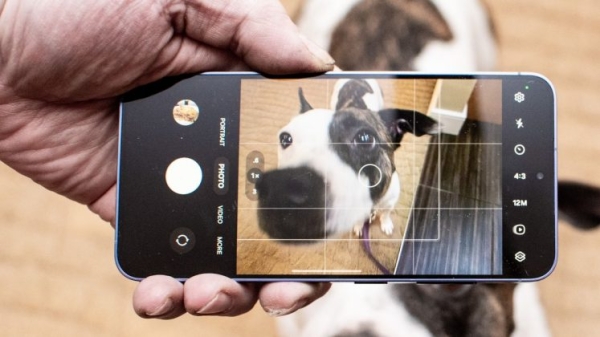 Samsung Galaxy S24 против Samsung Galaxy S24 Plus: сравнение двух субфлагманов